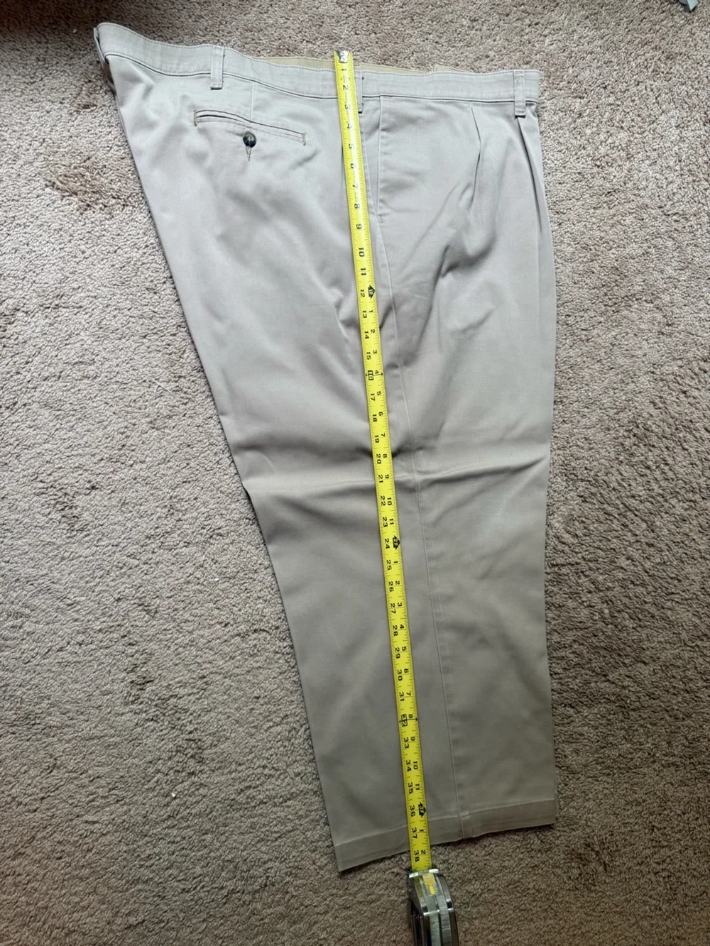 Lee Men's Khaki Chinos in Light Tan